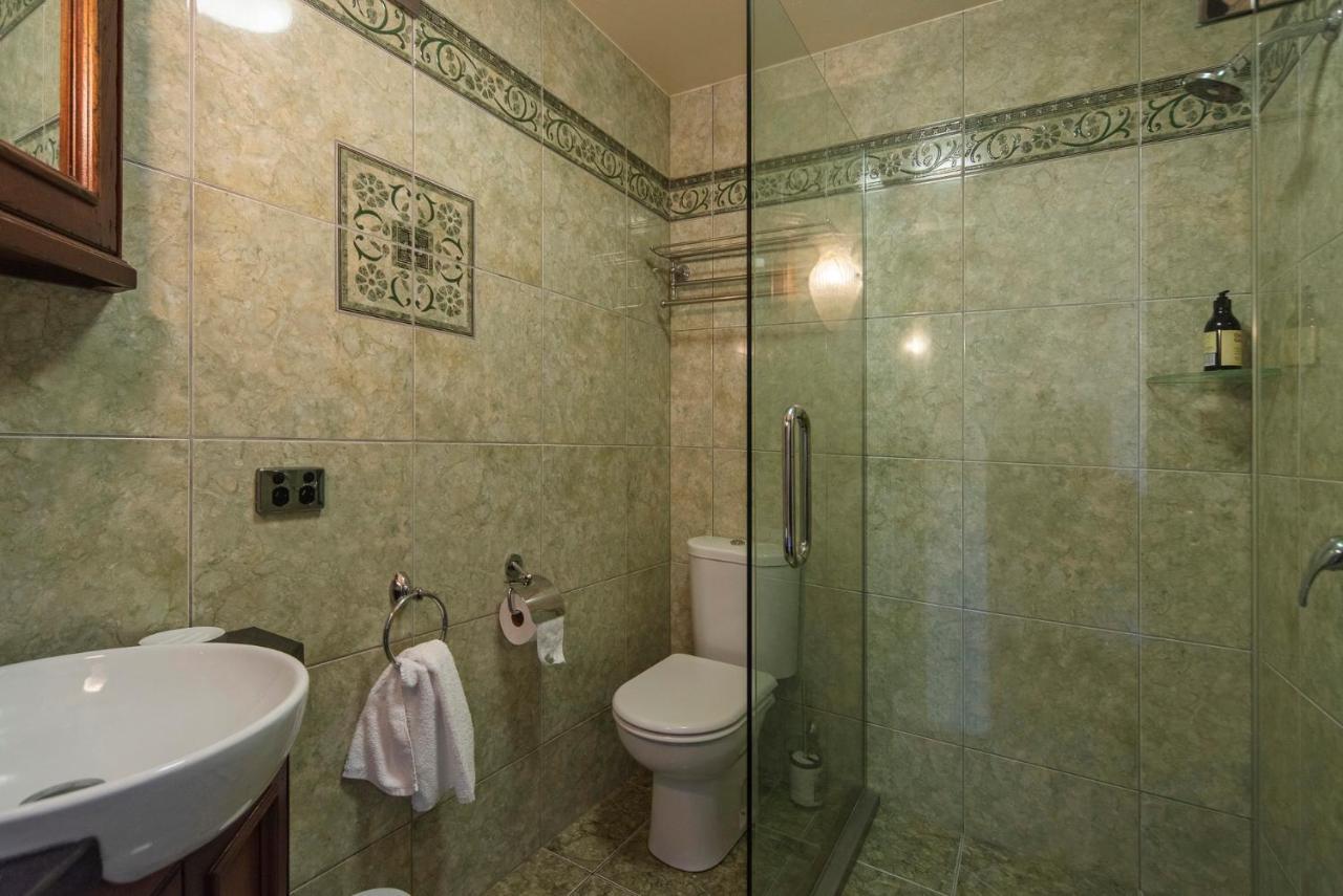 The Village Green Apartment Нельсон Екстер'єр фото