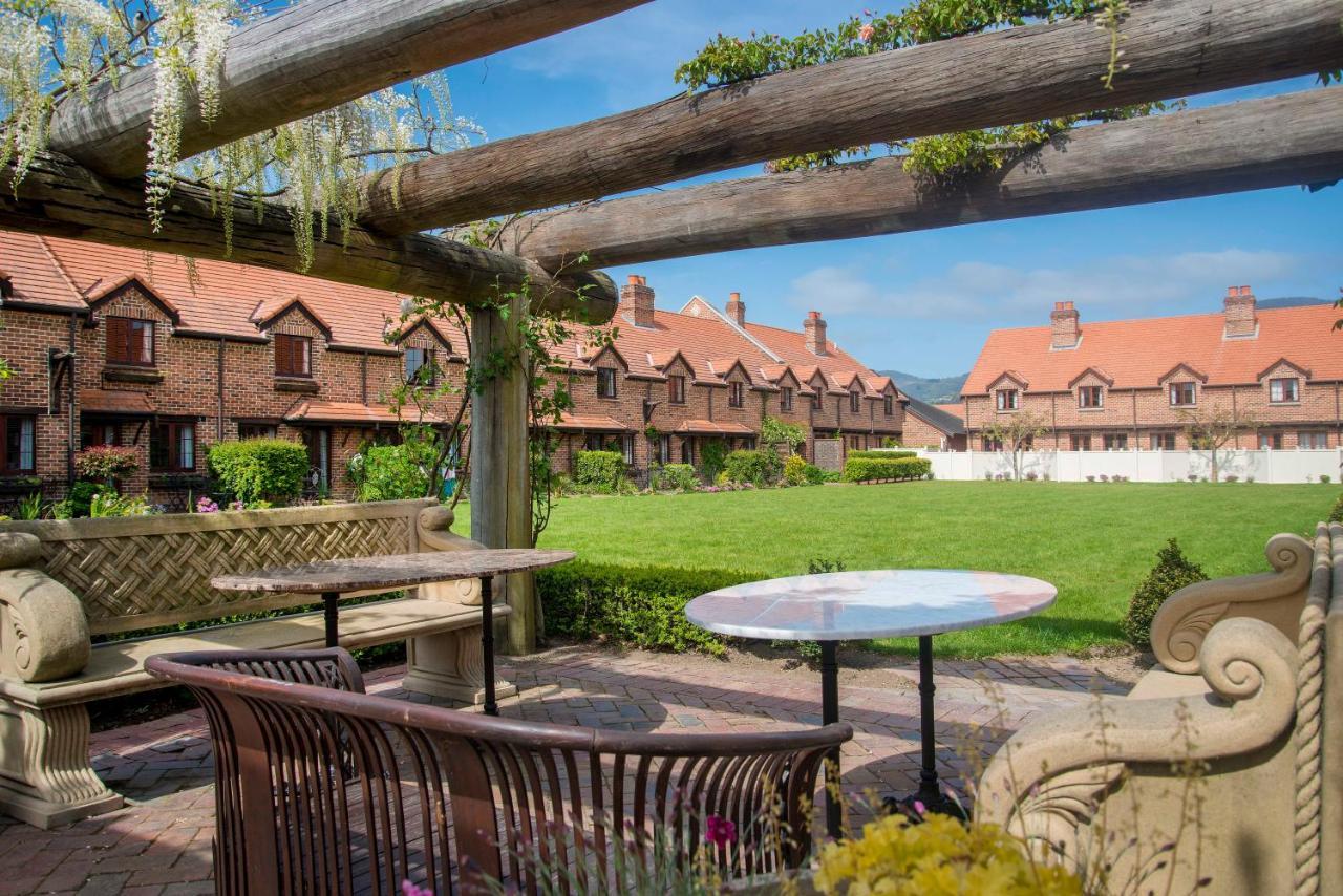 The Village Green Apartment Нельсон Екстер'єр фото